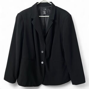 East 5th Plus Women’s Blazer 22W Black with Buttons Double Point Career Office